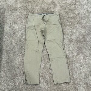 Amazon Essential Light Tan Chino Khaki Pants 36x32